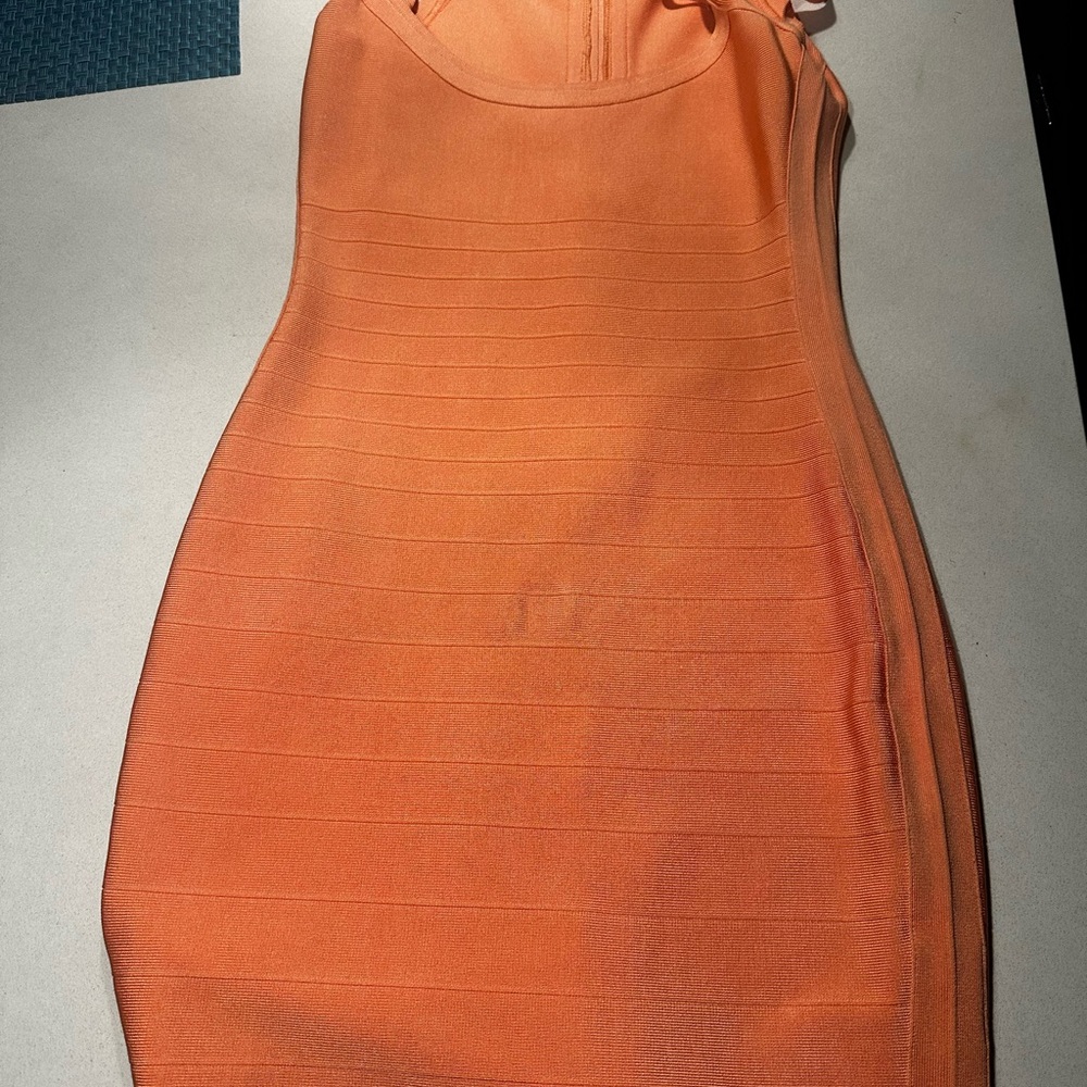The bodycon! - Picture 2 of 3